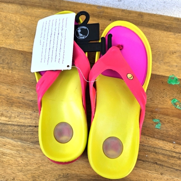 Hawaiian Jellys Ultra Comfort Mango  Unisex  Sandals Women's Size 8 - Picture 6 of 14